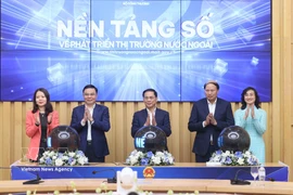 Lancement de la plateforme numérique du ministère de l’Industrie et du Commerce consacrée au développement des marchés étrangers. Photo: VNA