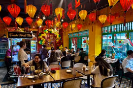 Restaurant Kim Noodle à Manille. Photo: VNA