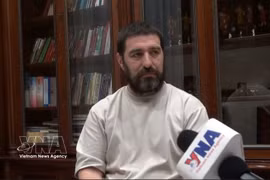 Chercheur et journaliste argentin Gastón Fiord. Photo: VNA