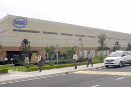 Usine d'assemblage et de test de puces d'Intel dans le Parc de haute technologie de Saigon. Photo : VNA