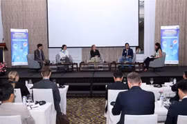 Forum international « Accroître les investissements numériques : connecter l’offre technologique européenne avec l’avenir numérique du Vietnam » à Hanoï. Photo: VNA