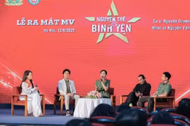 Lancement de la vidéo musicale « Nguyện thề vì bình yên ». Photo: VNA