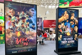 La rencontre des équipes artistiques de trois films se tiendra le 2 novembre, de 17h00 à 19h00, sur la scène centrale du Centre national des expositions à Dông Anh. Photo: VNA