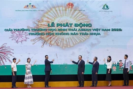 Cérémonie de lancement du Prix des Écoles Écologiques de l'ASEAN 2025 à Hanoï. Photo: VNA