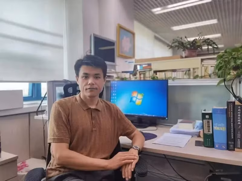 Le journaliste Weiwei du China Media Group. Photo: VNA