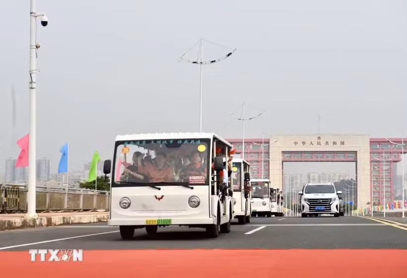 Poste-frontière Bac Luân 2, ville de Mong Cai, province de Quang Ninh (Nord). Photo: VNA