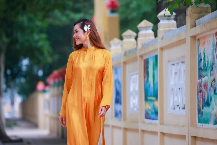 Au cours son séjour, la première dauphine de Miss Vietnam 2010, Hoang My, a découvert des site célèbres et uniques de Tay Ninh telles que le temple Cao Daï de Tay Ninh, la pagode Thien Lam, le parc national Lo Xo-Xa Mat, le complexe touristique national de la montagne Ba Den ("Femme noire"), la rivière Vam Co Dong, ainsi que la culture culinaire locale.