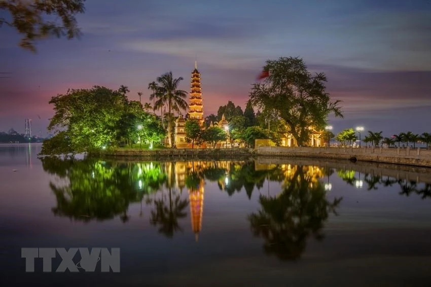 Tran Quoc, la plus ancienne pagode de Hanoï