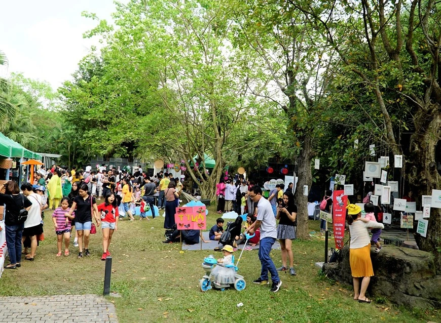 L'événement KHOE Creative Festival 2019 a lieu les 16 et 17 novembre dans la zone urbaine Ecopark (Hung Yen). Photo: Vietnam+