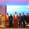 Des responsables du Comité populaire de Ho Chi Minh-Ville avec la délégation du ministère des Affaires étrangères des Émirats arabes unis. Photo : VNA
