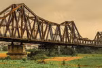 Hanoï: la France au chevet du pont Long Biên