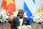 Le président de Sierra Leone termine avec succès sa visite officielle au Vietnam