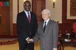 Le Premier ministre mozambicain termine sa visite au Vietnam