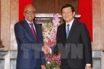 Entretien entre les deux présidents vietnamien et bangladais