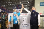 COVID-19 : Plus de 811.000 doses de vaccin de la Facilité COVAX arrivées au Vietnam