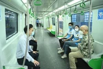 Impressions des premiers passagers de la ligne ferroviaire Cat Linh-Ha Dong