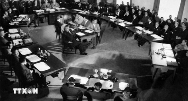 Ouverture de la Conférence de Genève, le 8 mai 1954. Photo d'archive: VNA Ouverture de la Conférence de Genève.jpg