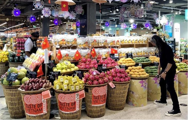 Les produits vietnamiens sont distribués dans de nombreux supermarchés et grands systèmes de distribution étrangers - Photo: C.T produits vietnamiens.JPG
