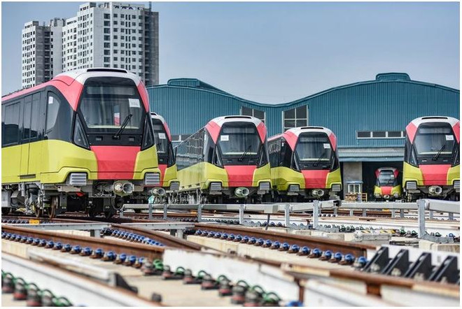 Hanoi a besoin de plus de 55,4 milliards de dollars pour la construction du réseau ferroviaire urbain. Photo : VietnamPlus metros hanoi.JPG