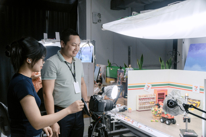 Devant rivaliser avec des technologies de production modernes, l’animation Stopmotion continue d’attirer le public. Photo: Vietnamnet Stopmotion.jpg