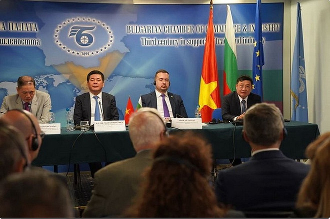 Dialogue sur la coopération commerciale et les investissements entre le Vietnam et la Bulgarie, le 14 mai en Bulgarie. Photo: VNP vietnam bulgarie.jpg