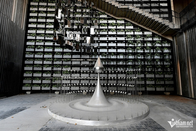 Le symbole de la goutte d'eau représentant la longue histoire d'édification et de défense du Vietnam. Photo: Vietnamnet goutte.jpg