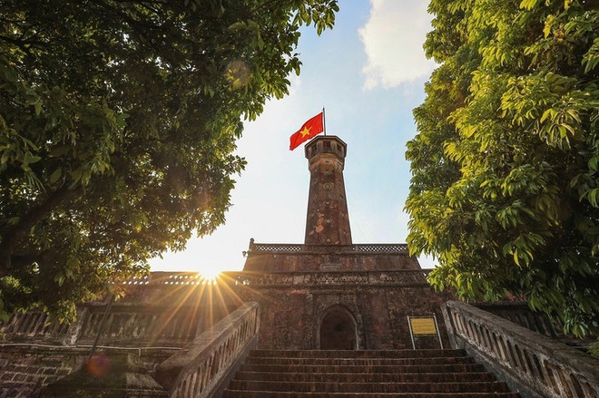 Photo: baogiaothong.vn tour du drapeau.jpg
