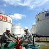 Exploitation du système d’approvisionnement en carburants à PV Oil Nha Be, à Ho Chi Minh-Ville. Photo: VNA