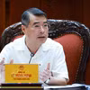 Le Premier ministre Lê Minh Hung s'exprime lors de la réunion. Photo: VNA