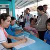 Un mois après le lancement du programme municipal de bilans de santé périodiques, plus de 108.000 habitants de Hô Chi Minh-Ville ont déjà été examinés. Photo: VNA