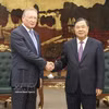 Le directeur général de la société russe Zarubezhneft, Sergey Kudryashov, et le vice-Premier ministre permanent, Pham Gia Tuc (droite). Photo: VNA