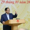Le Premier ministre Pham Minh Chinh, président du Conseil central d’émulation et de récompense, s'exprime lors de la réunion. Photo: VNA