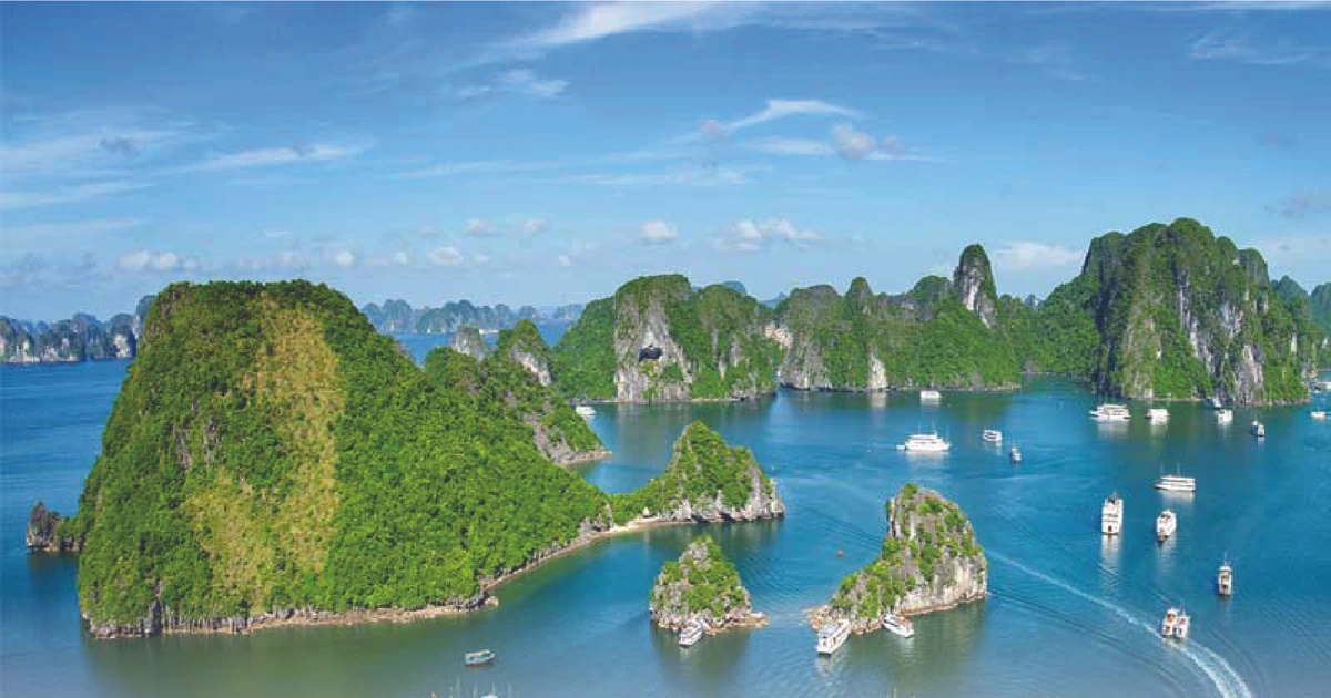 La baie d’Ha Long parmi les 25 plus belles destinations du monde par ...