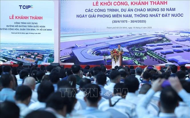 La cérémonie d'inauguration du projet clé national au site du terminal T3, aéroport international de Tan Son Nhat, à Ho Chi Minh-Ville. Photo : VNA 