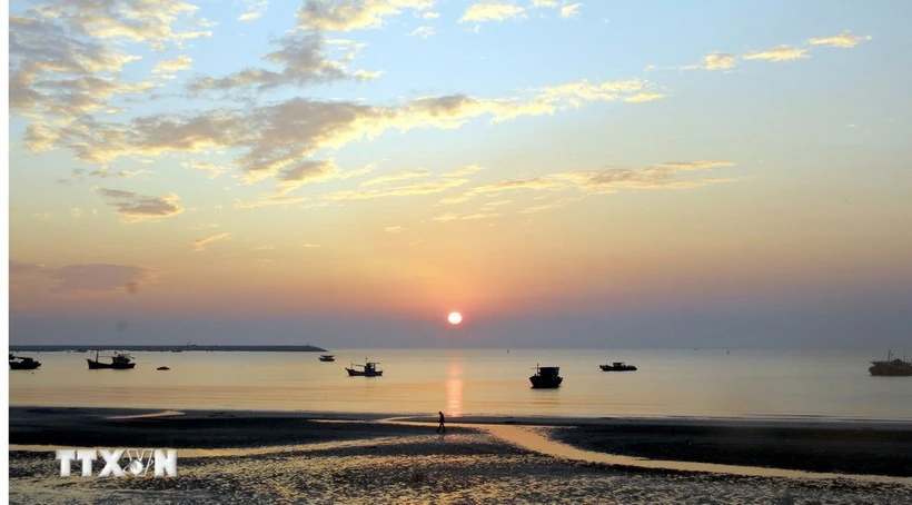 La zone spéciale de Cô Tô, dans la province de Quang Ninh (Nord-Est), a été créée à partir de trois communes et bourgs de l’ancien district de Cô Tô. Photo : VNA