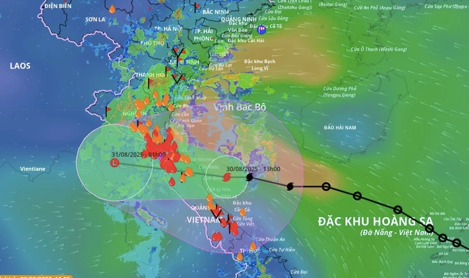 Le typhon Nongfa s’approche du Centre du Vietnam. Photo : Système vietnamien de surveillance des catastrophes naturelles 