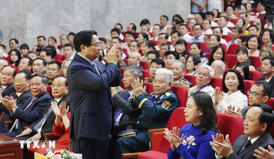 Le PM Pham Minh Chinh assiste au Congrès d'émulation patriotique de Hanoï pour la période 2025-2030. Photo: VNA 