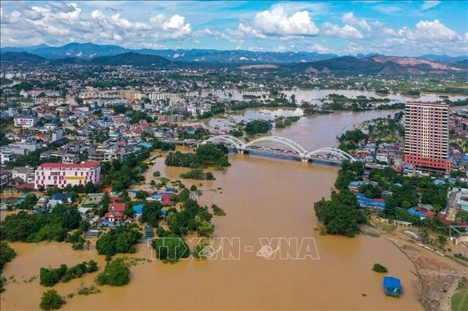 Typhon Matmo : 18 morts et d'importants dégâts au Vietnam