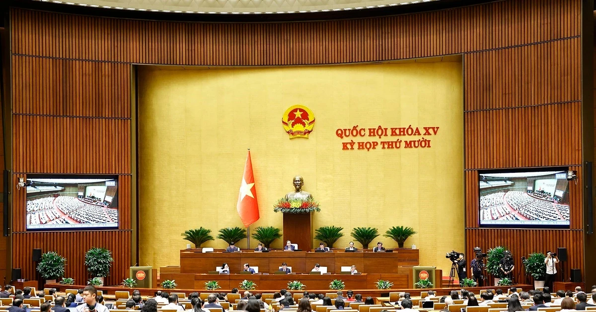 Panorama de la 10e session de la XVe Assemblée nationale. Photo: VNA 
