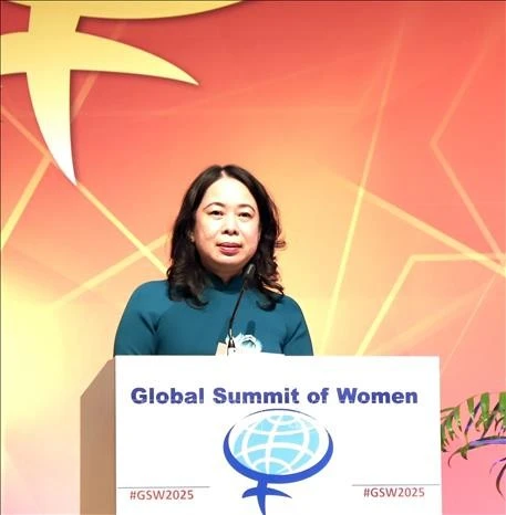 La vice-présidente Vo Thi Anh Xuan au Sommet mondial des femmes 2025 à Berlin. Photo : VNA.