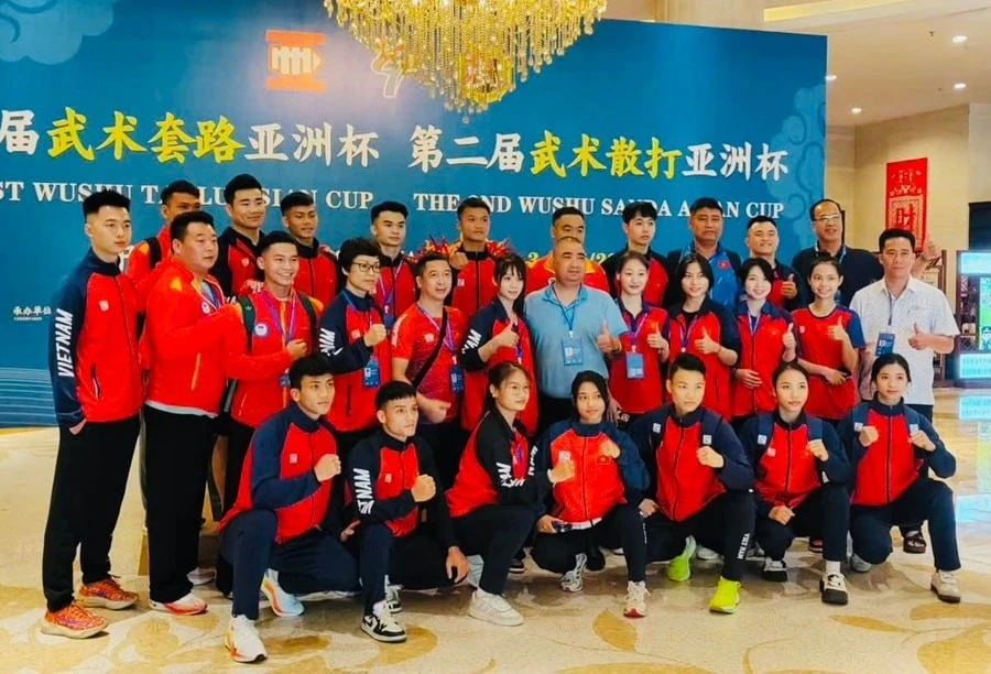 L'équipe vietnamienne de wushu a terminé à la troisième place du classement général de la Coupe d'Asie de Wushu 2025. Photo : thethaovanhoa.vn