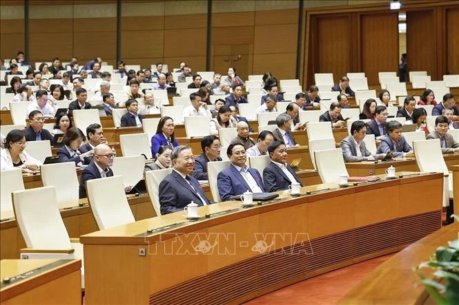 Le secrétaire général du Parti présente des orientations pour les ...