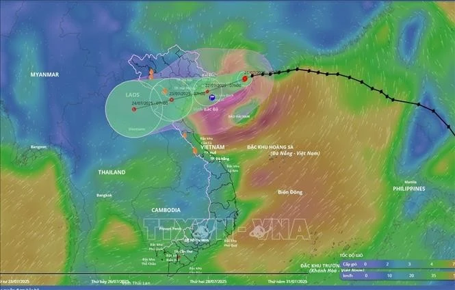 Localisation et direction du typhon n° 3 selon le système de surveillance des catastrophes à 10h00 le 21 juillet. Photo : VNA.