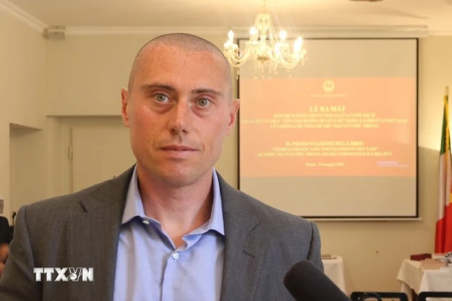 Stefano Bonilauri, directeur de la maison d’édition italienne Anteo Edizioni. Photo : VNA. 