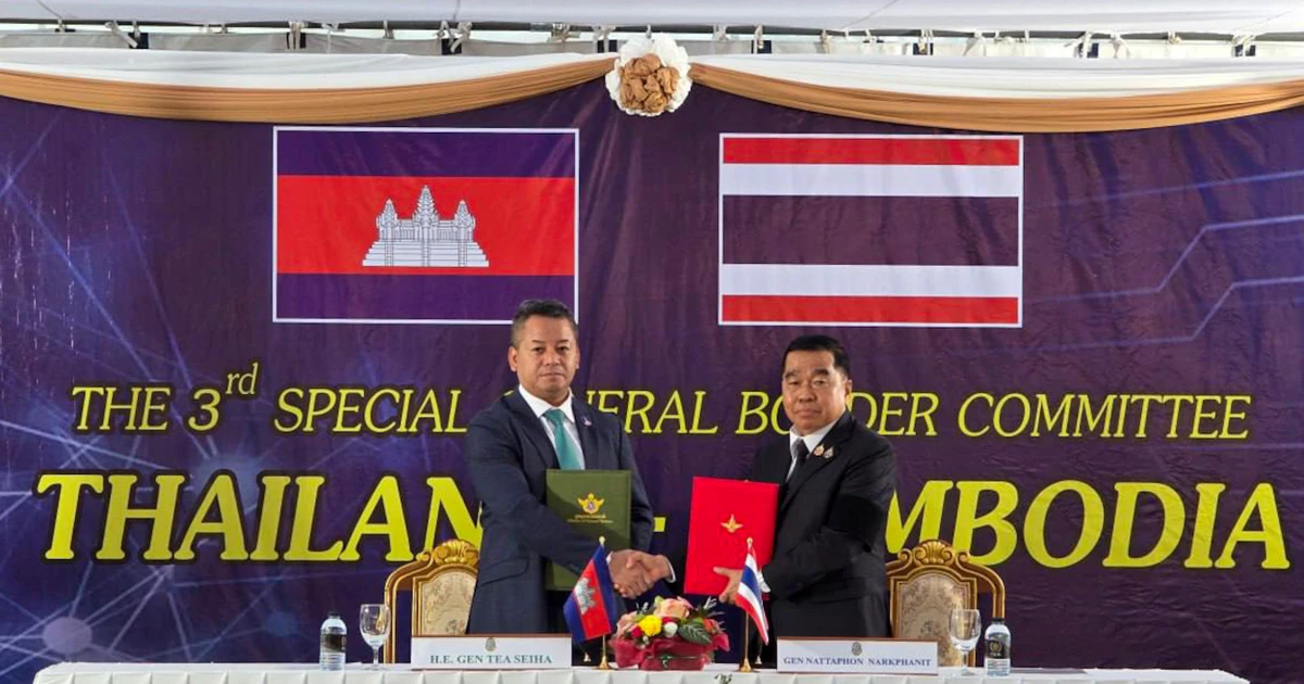Cérémonie de signature du nouvel accord de cessez-le-feu entre la Thaïlande et le Cambodge. Photo : VNA. 
