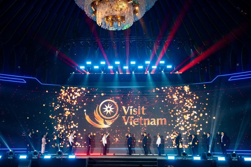 Lancement de la plateforme nationale de données touristiques Visit Vietnam. Photo: Vietnam+ 