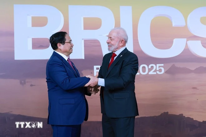 Le Premier ministre Pham Minh Chinh (à gauche) et le président Luiz Inácio Lula da Silva. Photo : VNA.