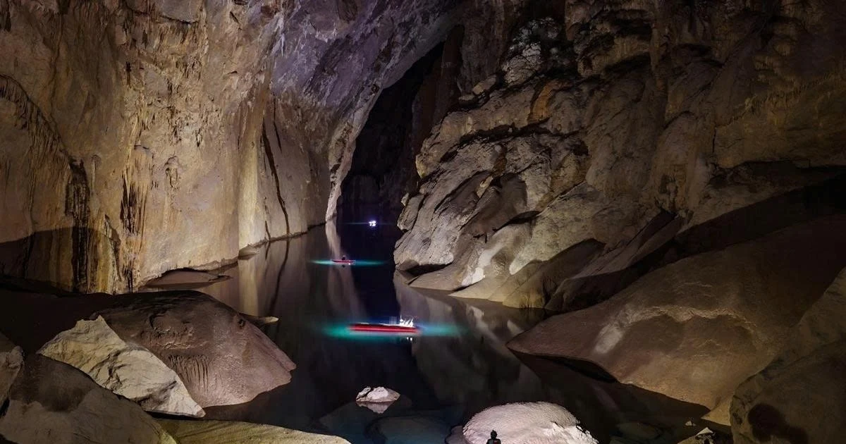 Son Doong, la plus grande grotte naturelle du monde, dans la province de Quang Tri, dans le Centre du Vietnam. 