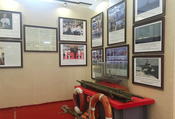 Exposition sur Hoàng Sa et Truong Sa à Hai Phong ảnh 1 Exposition sur Hoàng Sa et Truong Sa à Hai Phong ảnh 1