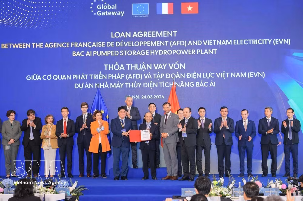 vnanet-potal-dien-dan-kinh-doanh-va-dau-tu-eu-viet-nam-chien-luoc-cua-ngo-toan-cau-lan-thu-nhat-8659536.jpg